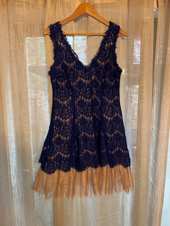 Betsy & Adam Dresses & Skirts - Betsy & Adam Royal Blue Lace Dress with Nude Lining